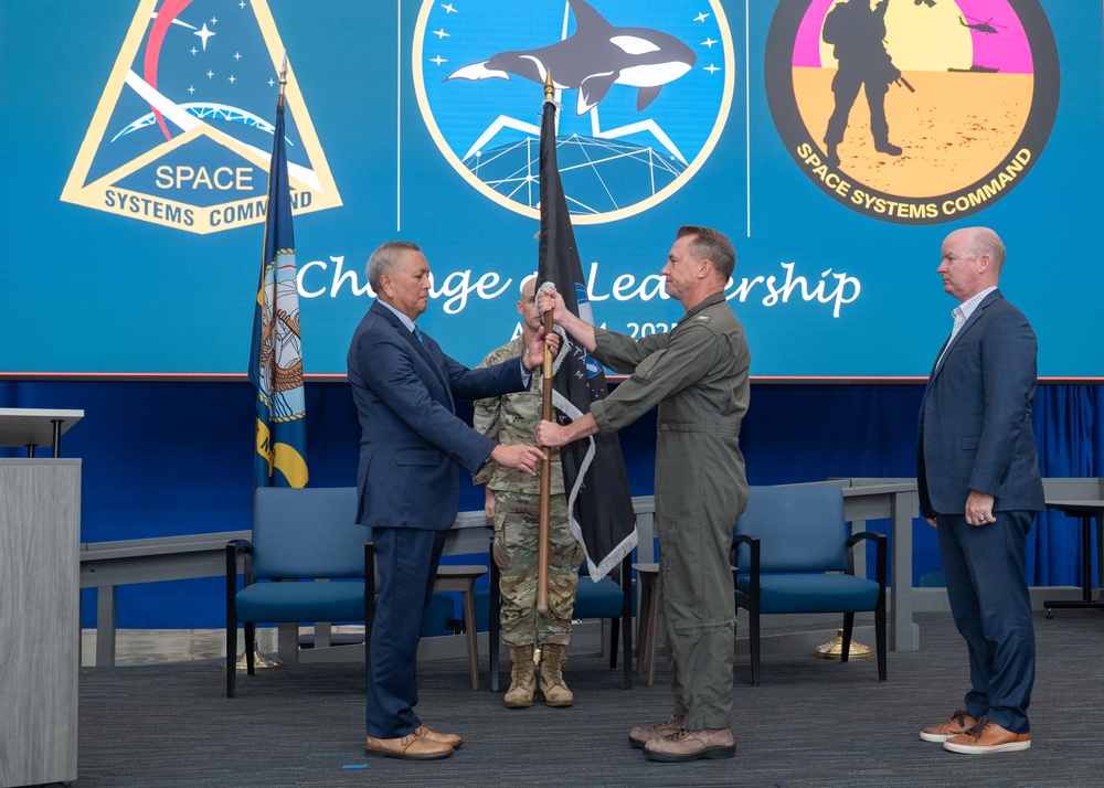 DVIDS – Images – Narrowband SATCOM Acquisition Delta Change of Leadership [Image 2 of 4]