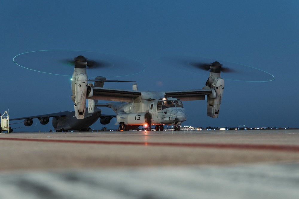 DVIDS – Images – VMM-261 Conducts CALs and RVLs [Image 4 of 6]