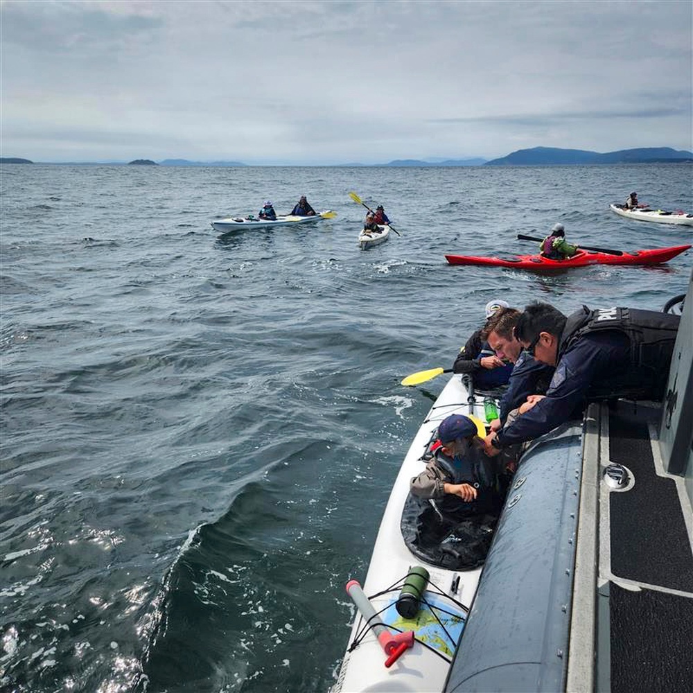 DVIDS – Images – U.S. Coast Guard, Royal Canadian Mounted Police rescue 12 kayakers near San Juan Islands [Image 1 of 3]