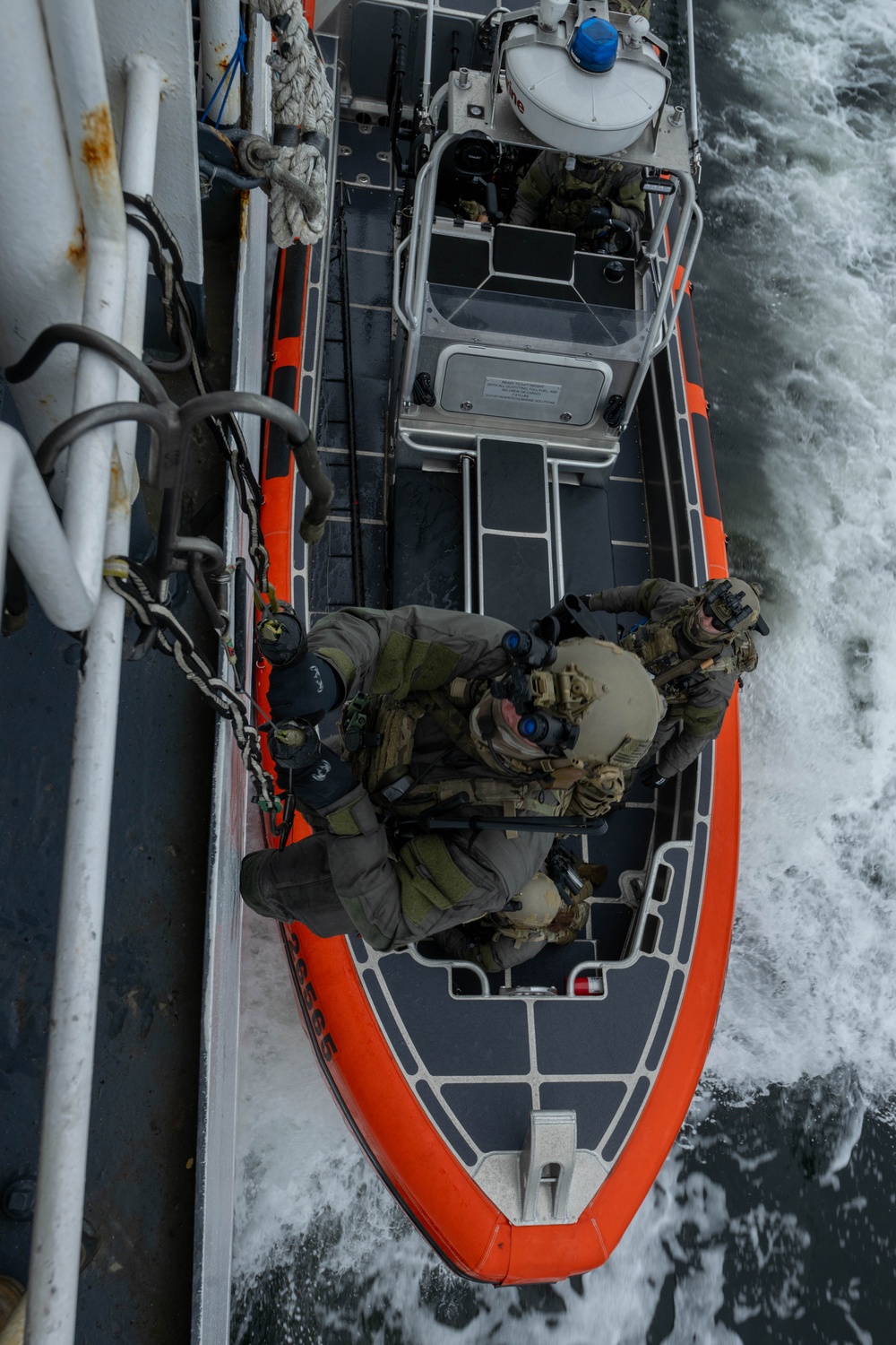 DVIDS – Images – U.S. Navy SEALs, U.S. Coast Guard MSRT West conduct VBSS during AE25 [Image 1 of 7]