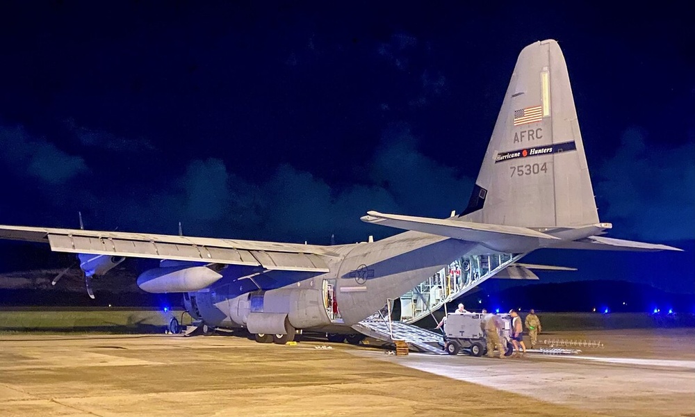 DVIDS – News – Hurricane Hunters close out above-average season, ‘Roll Up’ operations in St Croix