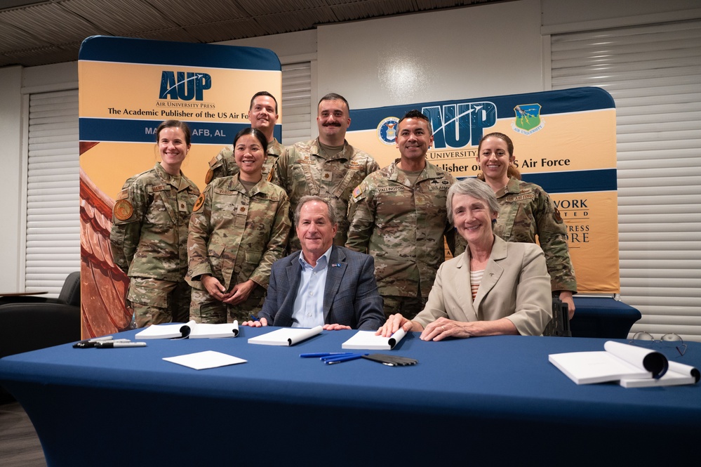 DVIDS – News – Former CSAF and SECAF visit Maxwell to share four decades of lessons learned