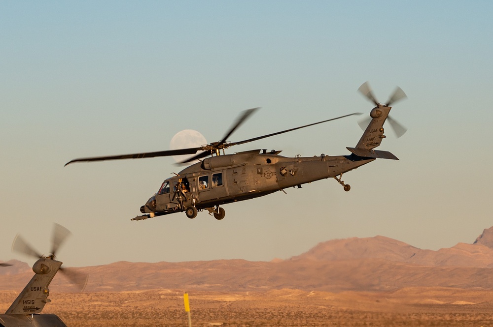 DVIDS – News – On Any Day: JTF-SB Medical Aircraft Evacuate Civilians on Thanksgiving