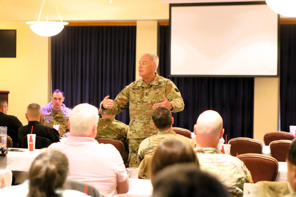 DVIDS – News – Fort McCoy senior commander, 88th RD commanding general, holds Lunch & Learn event at installation