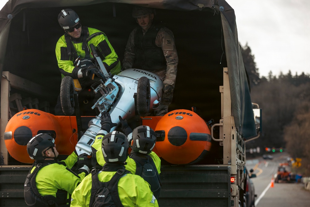 DVIDS – Images – Washington National Guard supports King County flood rescue teams [Image 23 of 26]