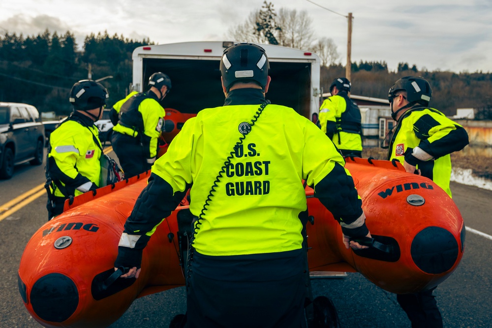 DVIDS – Images – Washington National Guard supports King County flood rescue teams [Image 19 of 26]
