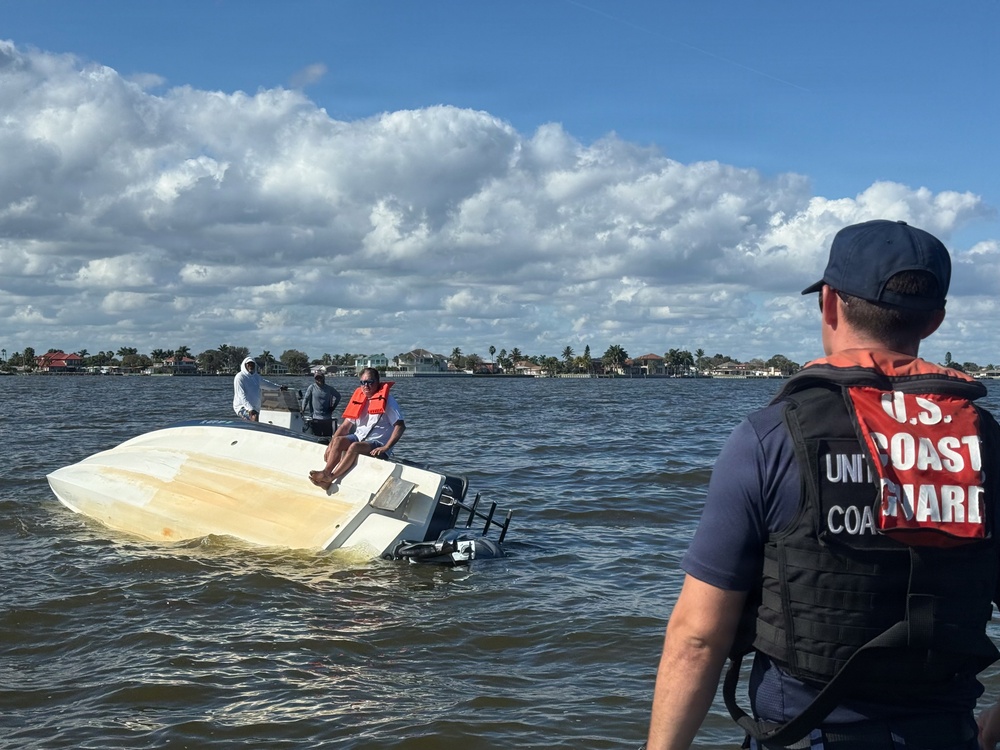 DVIDS – Images – Coast Guard rescues boater from capsized vessel near Port Canaveral [Image 1 of 3]