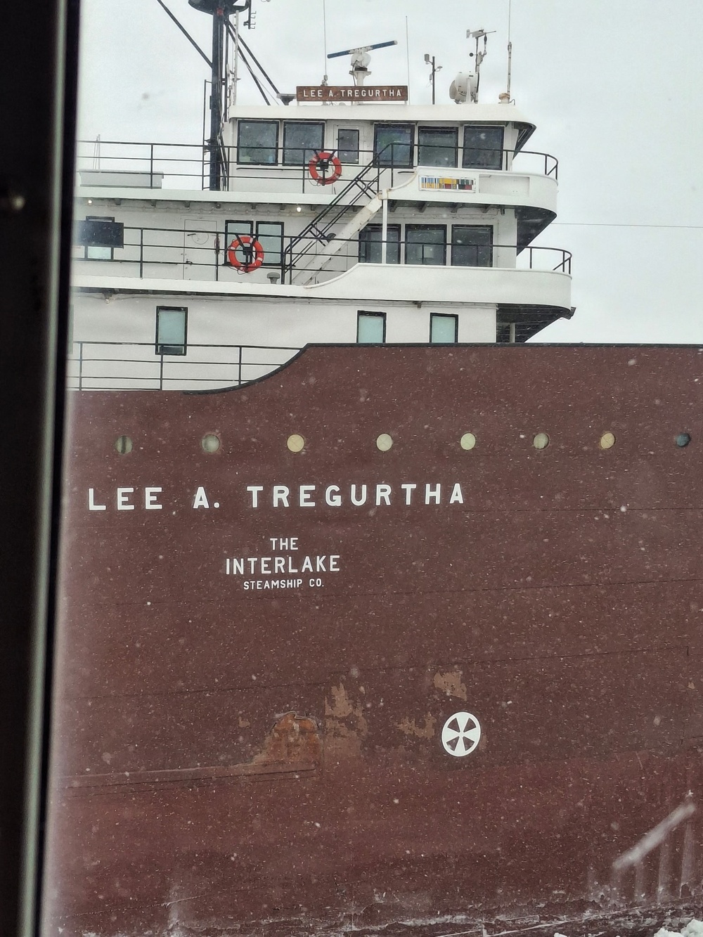 DVIDS – Images – Coast Guard Cutter Neah Bay (WTGB 105) assists motor vessel Lee A. Tregurtha through St. Marys River, Michigan [Image 3 of 3]